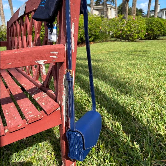 BNWT J.McLaughlin Navy Leather & Wicker shoulder/Crossbody bag - Picture 10 of 12